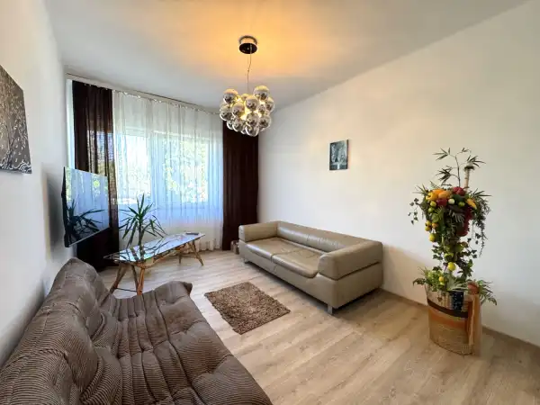 Eladó családi ház, Rajka 6 szoba 160 m² 130.975 M Ft