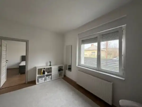 Eladó családi ház, Tatabánya 3 szoba 121 m² 99.99 M Ft