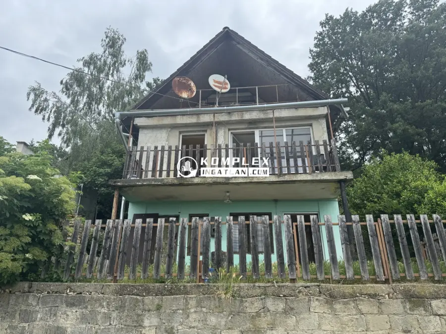 eladó családi ház, Tatabánya