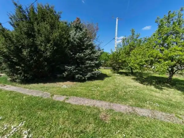 Eladó Építési telek, Budakalász 900 m² 64.9 M Ft