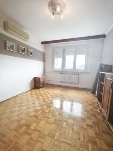 Eladó panellakás, Budapest, III. kerület 3 szoba 69 m² 77.99 M Ft