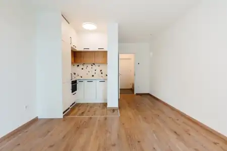 Eladó panellakás, Budapest, III. kerület 1 szoba 28 m² 85 M Ft