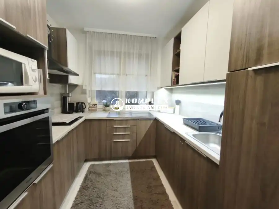 eladó panellakás, Budapest, III. kerület