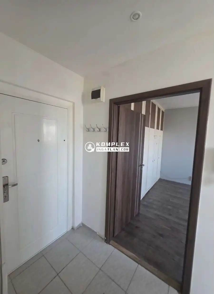 eladó panellakás, Dunaújváros