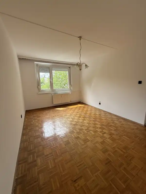 Eladó panellakás, Győr 1+1 szoba 47 m² 42 M Ft