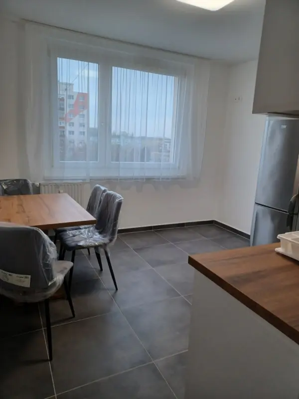 Eladó panellakás, Mosonmagyaróvár 1 szoba 37.9 M Ft