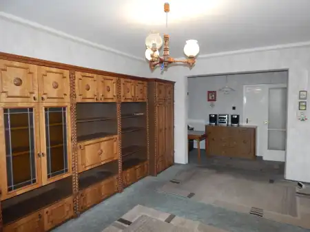 Eladó panellakás, Tatabánya 2 szoba 53 m² 39 M Ft