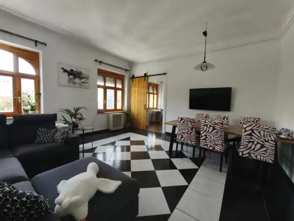 Eladó téglalakás, Budapest, III. kerület 2+1 szoba 69 m² 100 M Ft Eladó téglalakás, Budapest, III. kerület 2+1 szoba 69 m² 100 M Ft