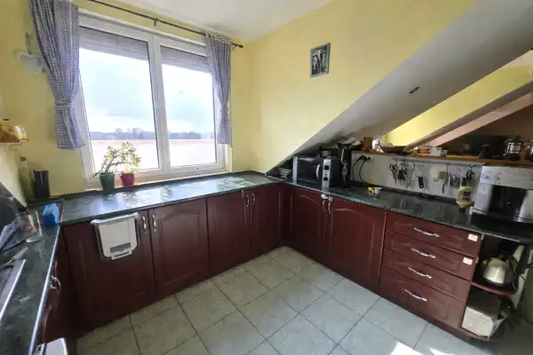 Eladó téglalakás, Dunaújváros 2+1 szoba 108 m² 54.9 M Ft