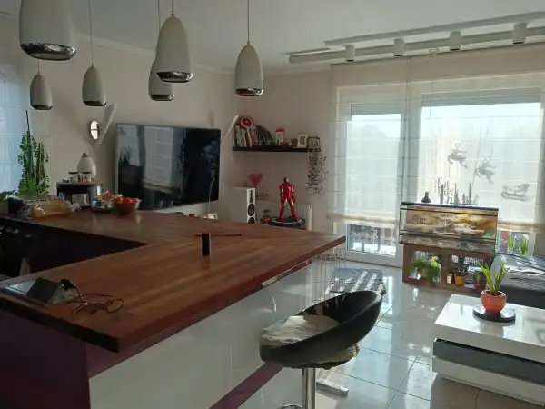 Eladó téglalakás, Győr 3 szoba 78 m² 83 M Ft