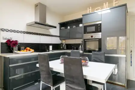 Eladó téglalakás, Mosonmagyaróvár 3 szoba 47 m² 49.9 M Ft