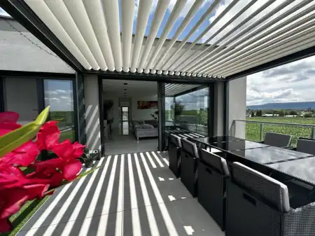 Eladó téglalakás, Tata 3 szoba 148 m² 159.9 M Ft