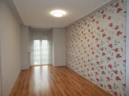 Eladó téglalakás, Tatabánya 2 szoba 54 m² 39.2 M Ft