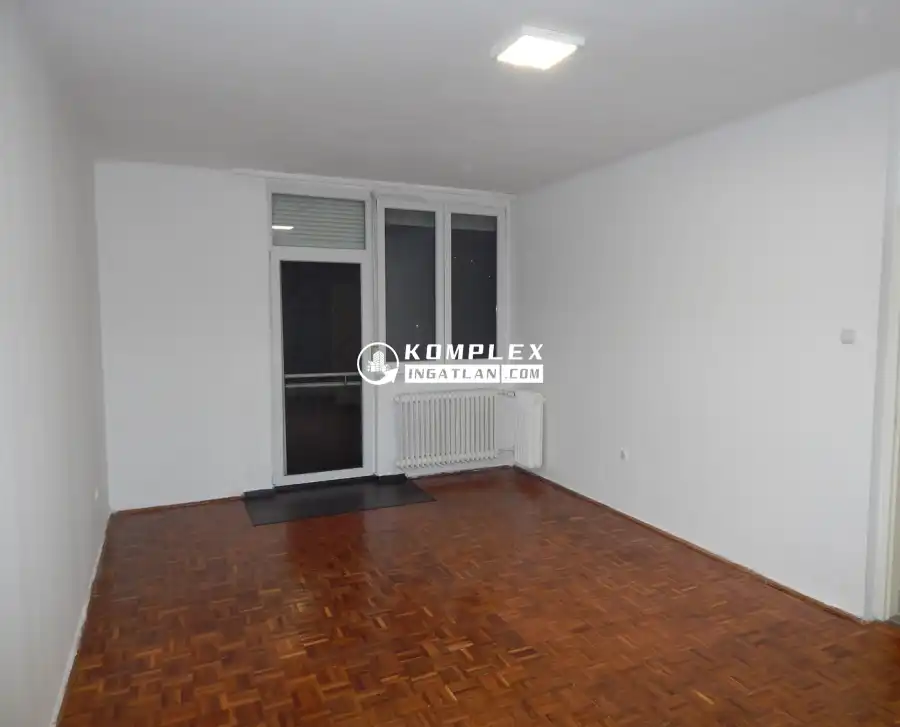 eladó téglalakás, Tatabánya