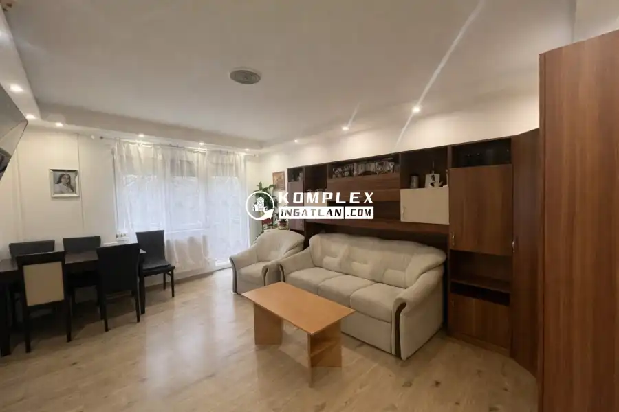 eladó téglalakás, Tatabánya