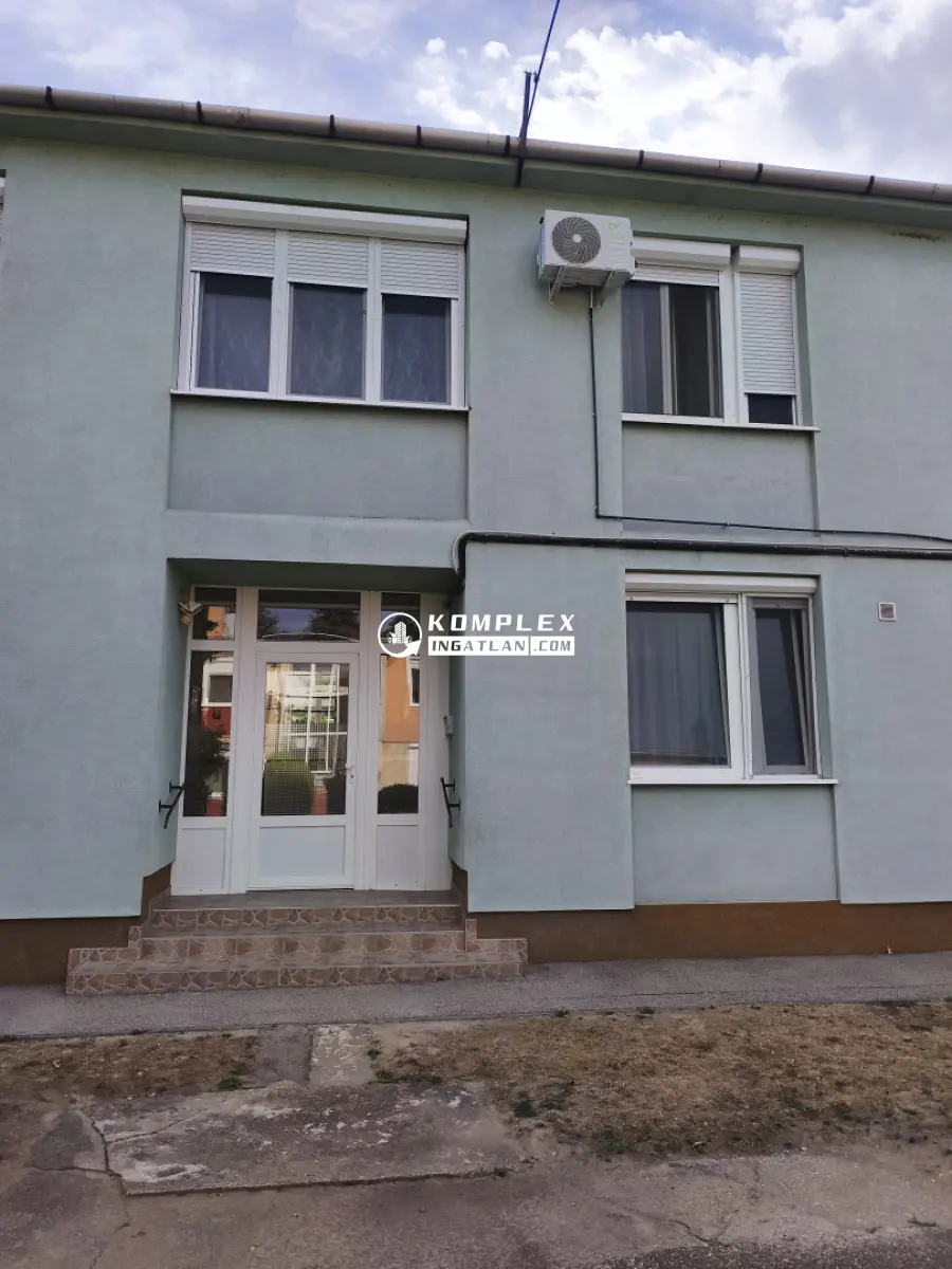 eladó téglalakás, Tatabánya