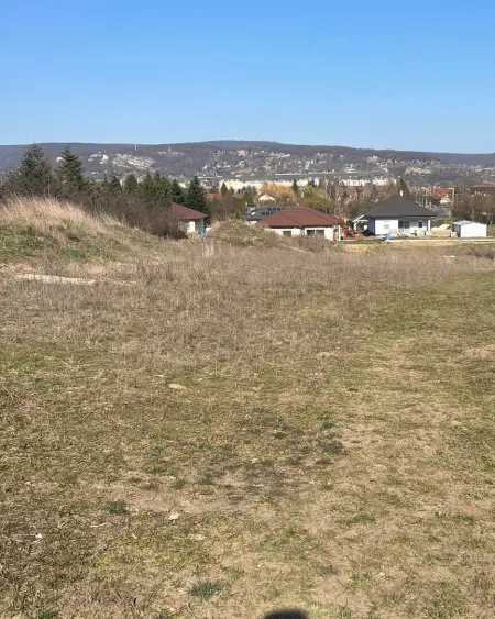 Eladó telek, Tatabánya 920 m² 28 M Ft