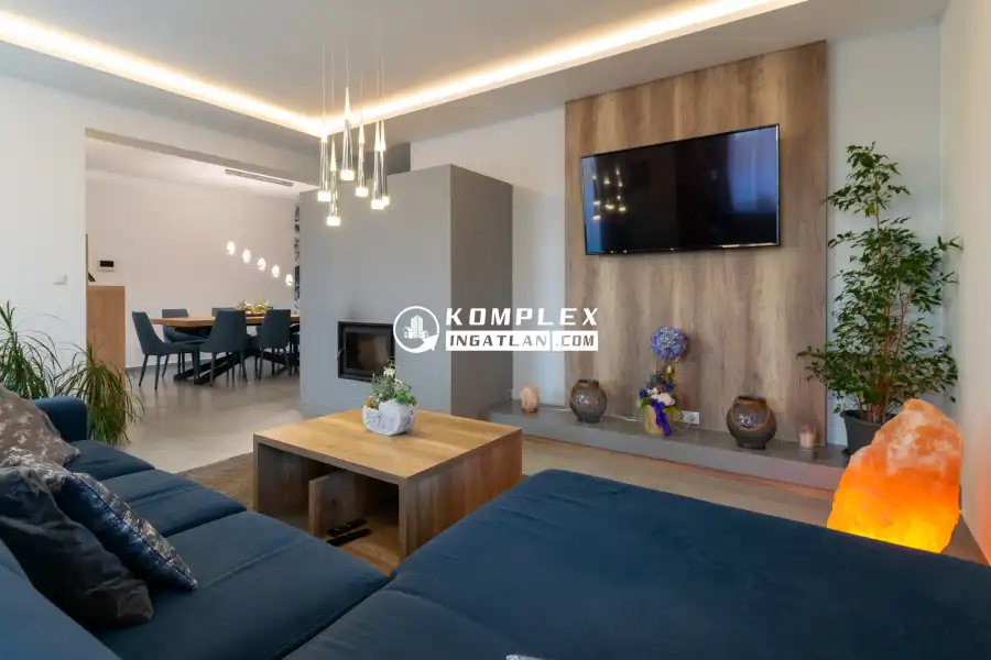 eladó újszerű családi ház, Mosonmagyaróvár