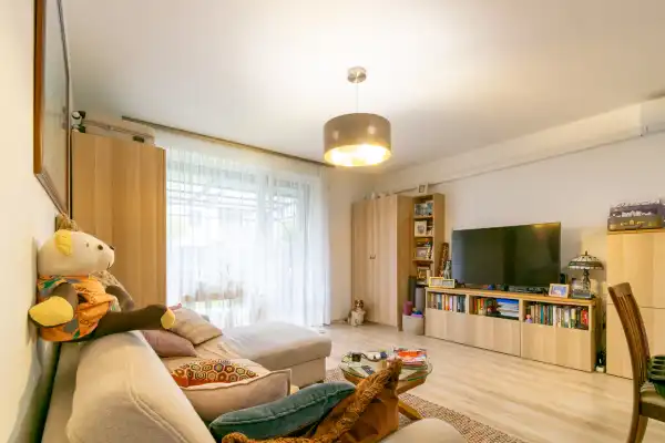 Eladó újszerű téglalakás, Mosonmagyaróvár 3 szoba 65 m² 81.9 M Ft