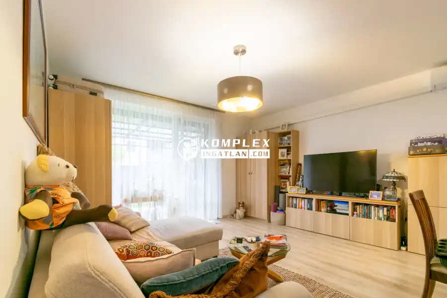 eladó újszerű téglalakás, Mosonmagyaróvár