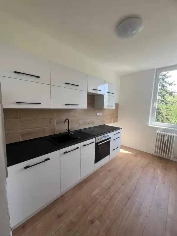 Kiadó téglalakás, Oroszlány 2 szoba 50 m² 150 E Ft/hó